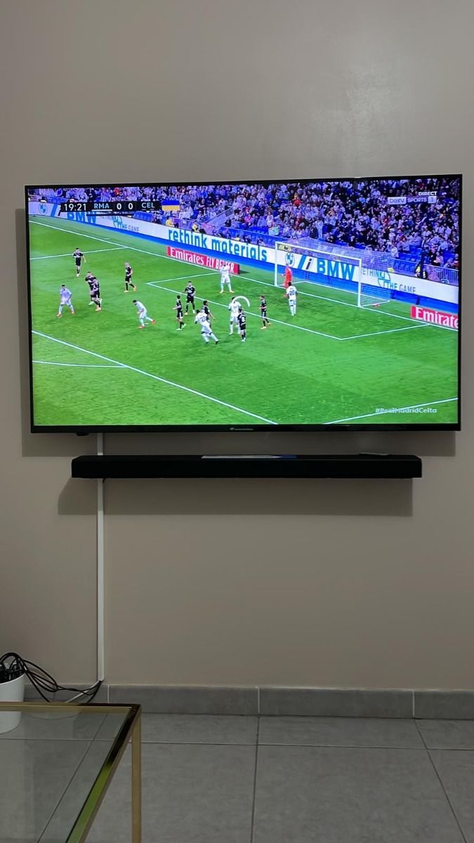 Fernseher mit Beispiel einer IPTV Nutzung 6